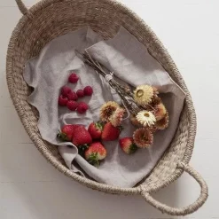 Olli Ella Dinkum Doll Poppenmandje Nyla -speelgarages, auto's & voertuigen Winkel olli ella poppen verschoonmandje nyla ilovespeelgoed6