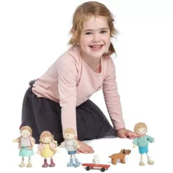 Tender Leaf Toys Poppenhuispop Edward & Zijn Skateboard - 12 Cm 6 Tender Leaf Toys Poppenhuispop Edward & Zijn Skateboard - 12 Cm -speelgarages, auto's & voertuigen Winkel tender leaf toys poppenhuispop mr. goodwood zijn hond ilovespeelgoed2 2 1